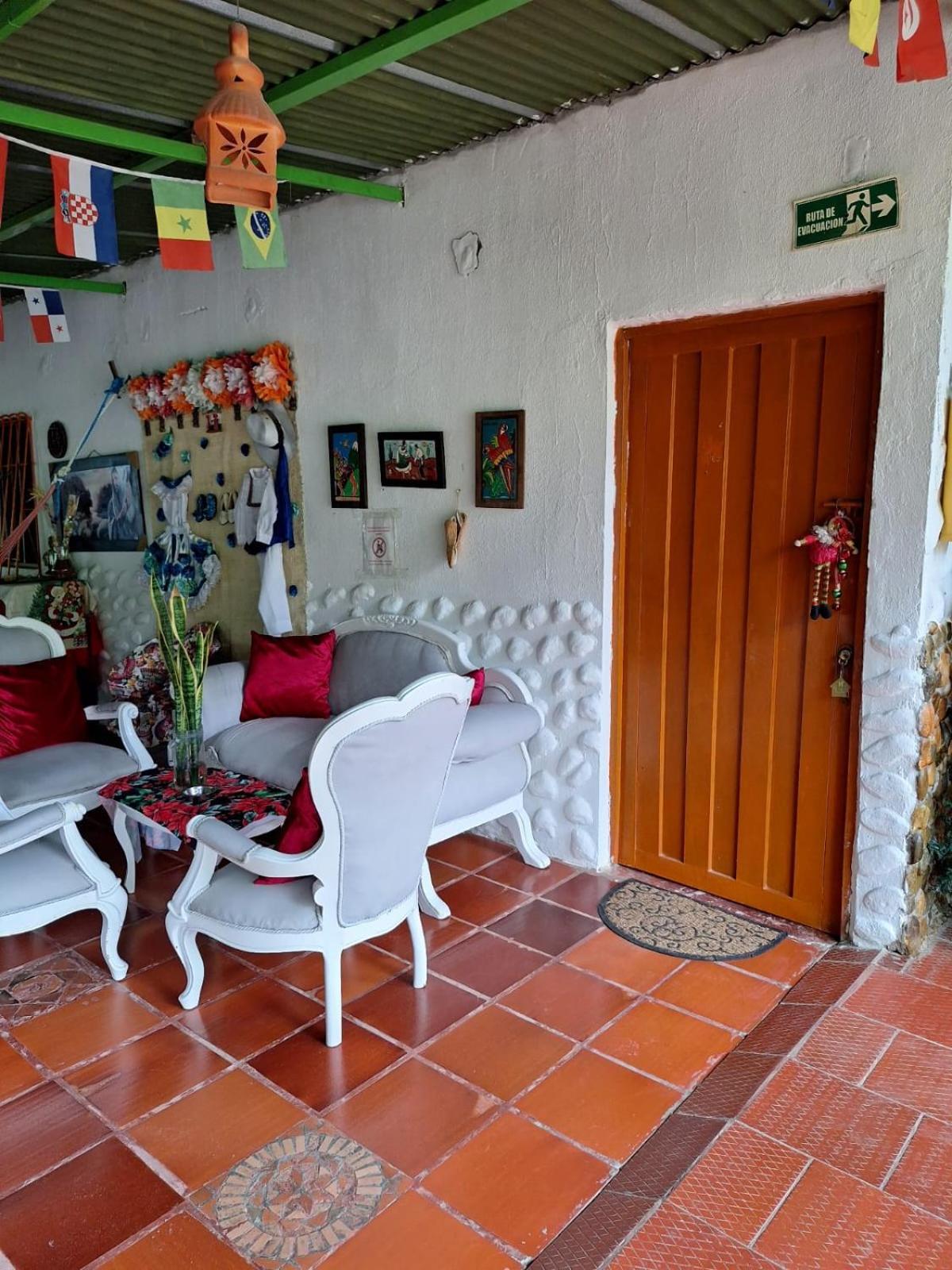 Alojamiento Casa De Campo Los Cactus Villavieja Exterior photo