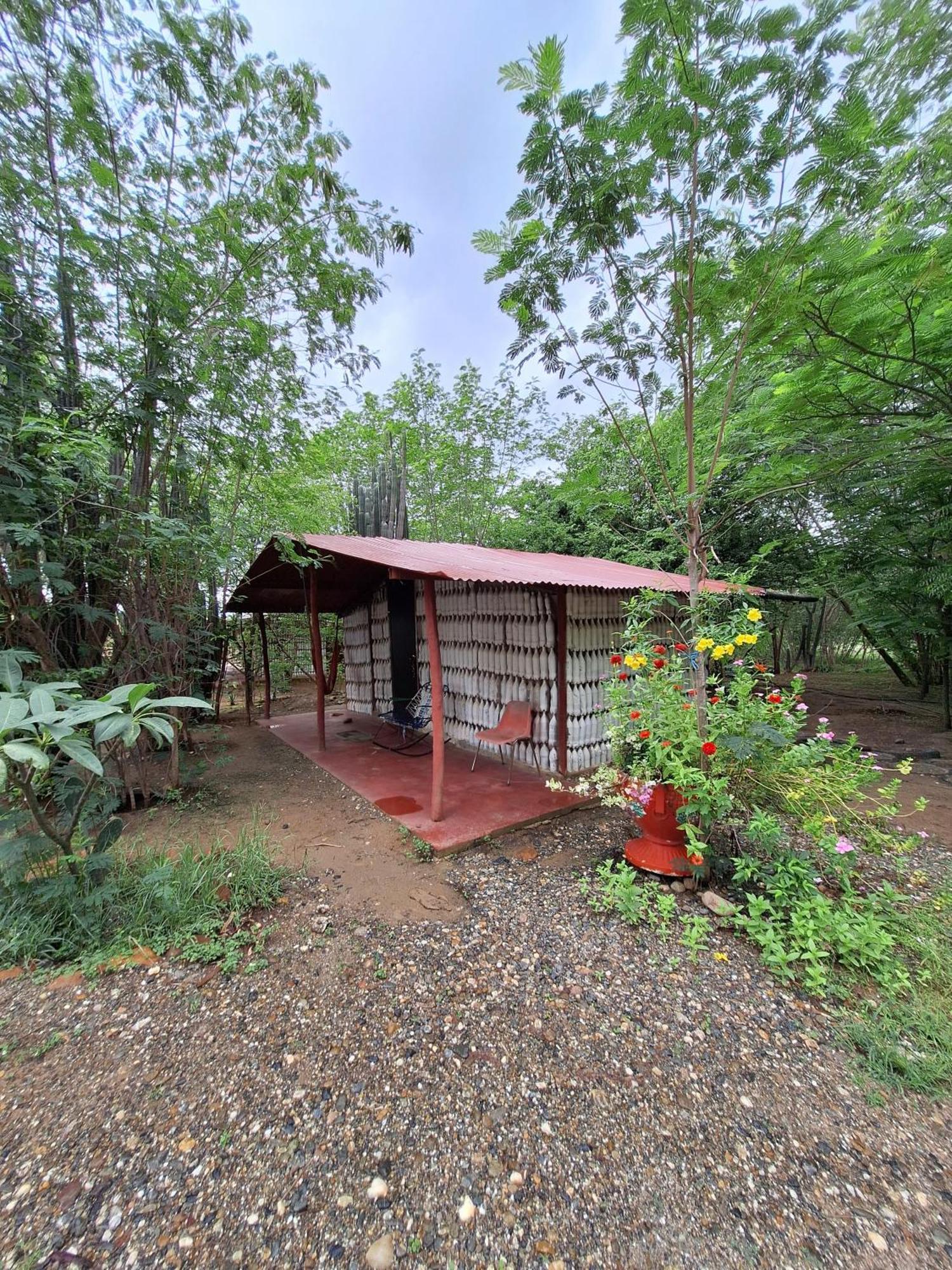Alojamiento Casa De Campo Los Cactus Villavieja Exterior photo